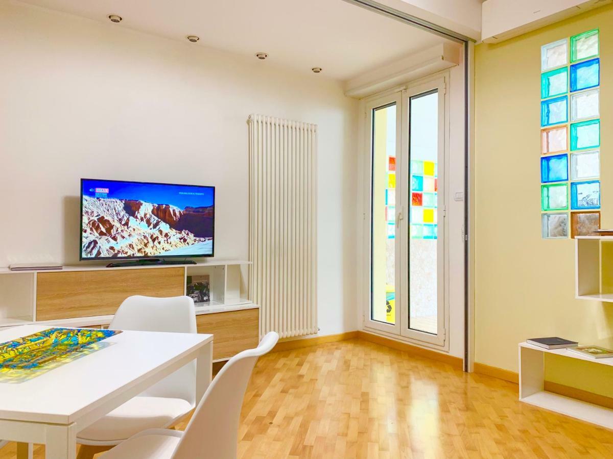 Pescara Centro Silenzioso E Confortevole Con Terrazzo Bioclimatico A 2 Minuti Dal Mare Esterno foto